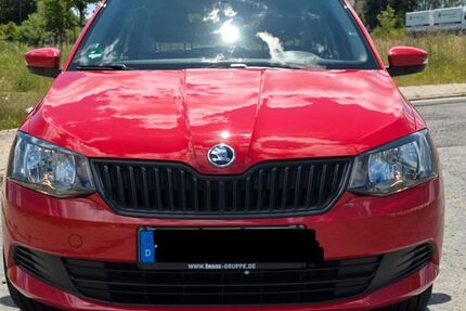 Skoda Fabia 92.200 km 7.200 &euro; Steinbach 61449
