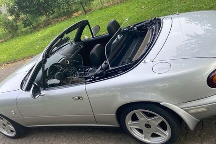 Mazda MX-5 43.500 km 18.900 &euro; Karben 61184
