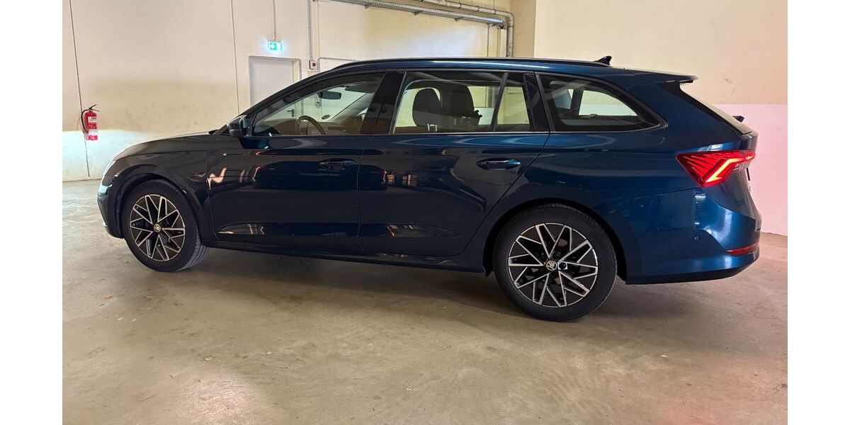 Skoda Octavia 119.500 km 18.999 &euro; Frankfurt am Main 60320