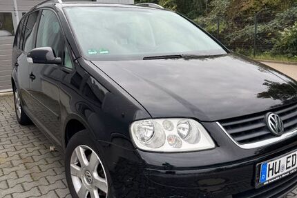 VW Touran 250.000 km 3.000 € maintal 63477