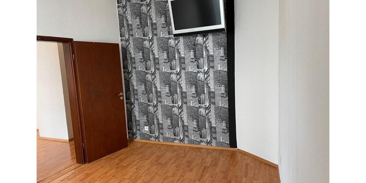 Etagenwohnung Frankfurt am Main Bockenheim - 4 Zimmer, 98 m&sup2;, 1.500&euro; | Angebot:26227370