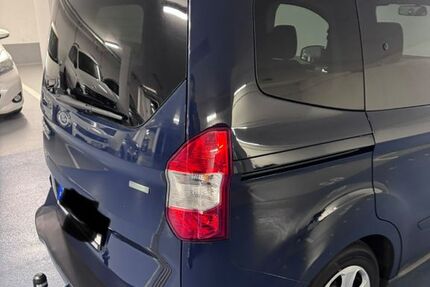 Ford Transit Courier 83.000 km 9.500 &euro; Darmstadt 64295