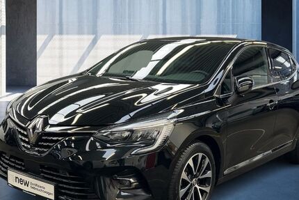 Renault Clio 8.771 km 15.460 &euro; Frankfurt / Main 60314