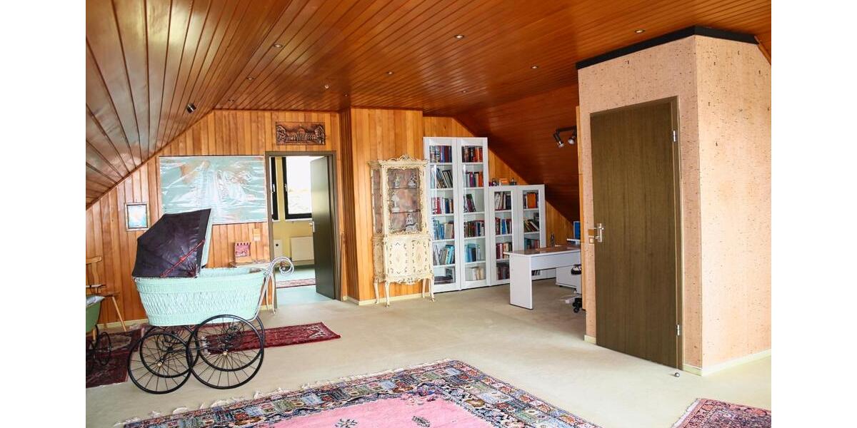 Einfamilienhaus Niedernhausen - 6 Zimmer, 245 m&sup2;, 635.000&euro; | Angebot:26438466