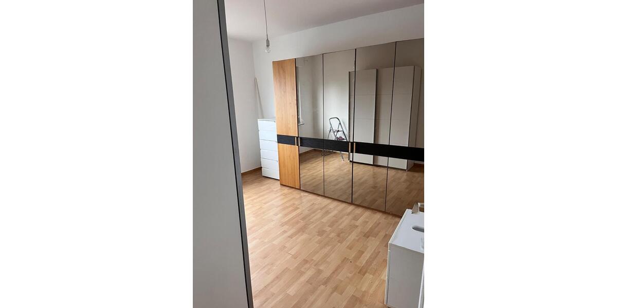 Etagenwohnung Frankfurt am Main Nord-Ost - 2.5 Zimmer, 60 m&sup2;, 830&euro; | Angebot:25658958