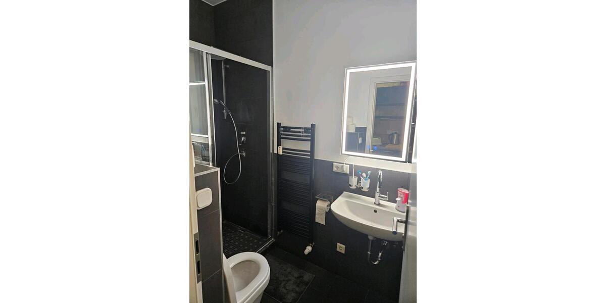 Erstbezug in vollausgestatteter 2er Frauen-WG (Frankfurt am Main) 1 zimmer