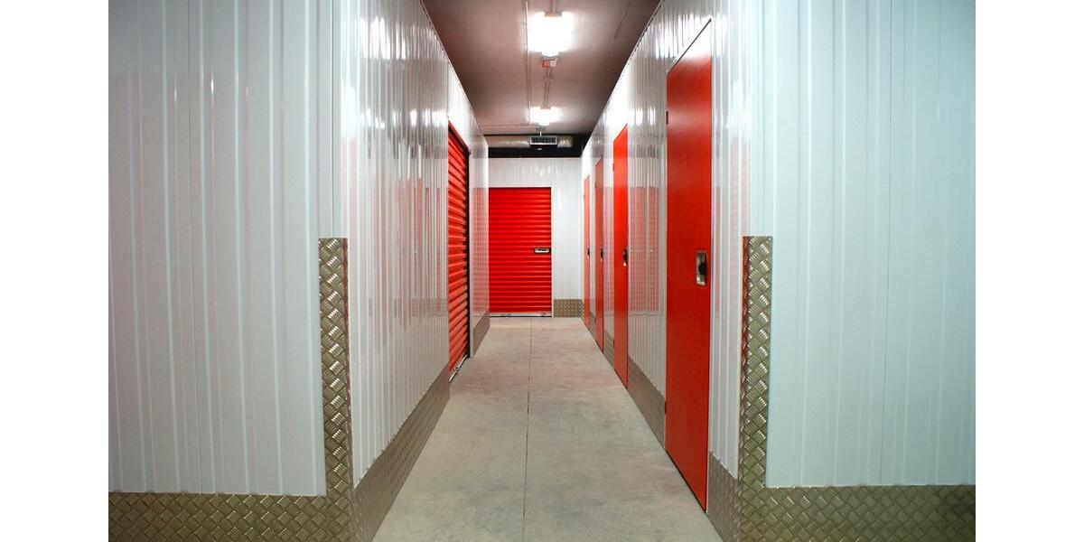 Lagerraum Box Container Parkplatz Garage Carport in 63150 Heusenstamm zimmer