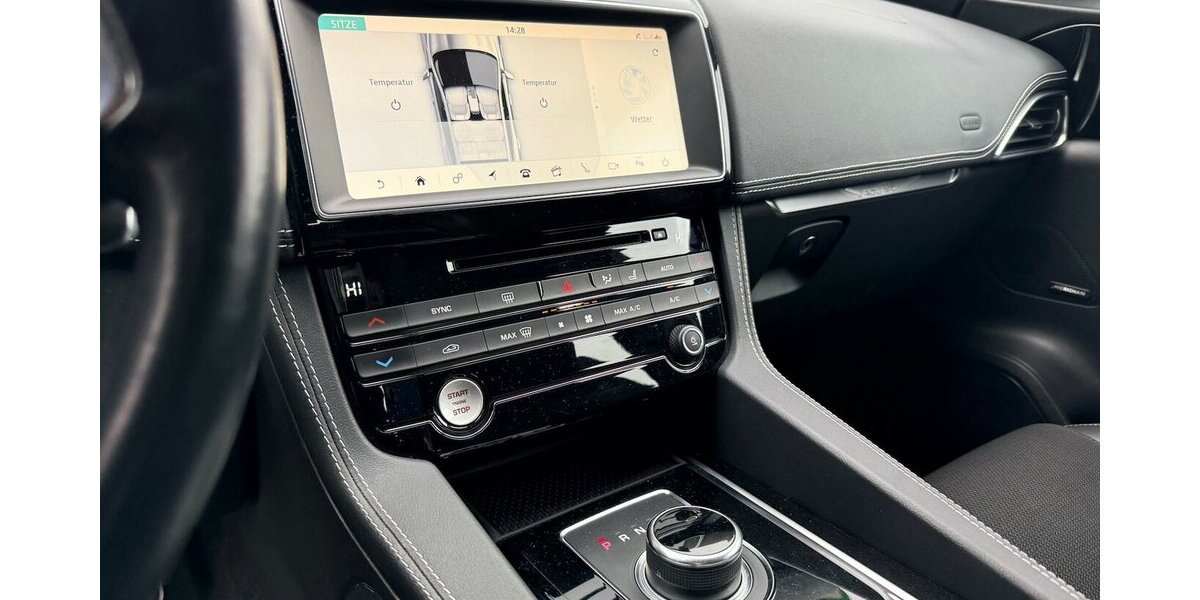 Jaguar F-Pace 2.0 R-Sport AWD 177KW 142.010 km 17.999 &euro; Frankfurt 60386