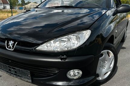 Peugeot 206 173.500 km 1.999 &euro; Hanau 63457
