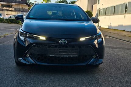 Toyota Corolla 411.565 km 9.599 &euro; Dietzenbach 63128