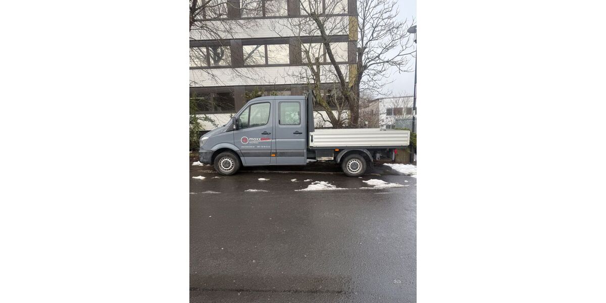 Mercedes-Benz Sprinter 181.000 km 19.200 &euro; Offenbach 63069