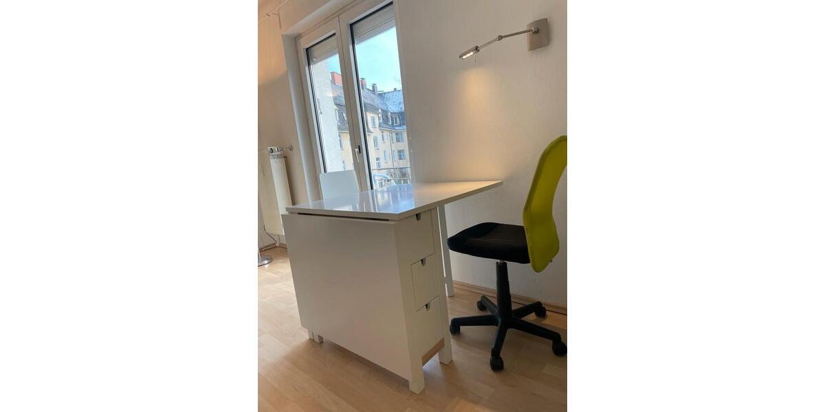 Etagenwohnung Frankfurt am Main Sachsenhausen Süd - 1 Zimmer, 25 m&sup2;, 1.300&euro; | Angebot:26625696