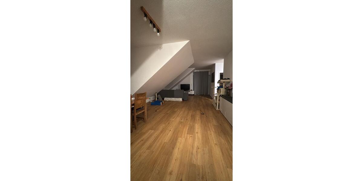 4 Zimmer Wohnung in ruhigen Nidderau Eichen zimmer