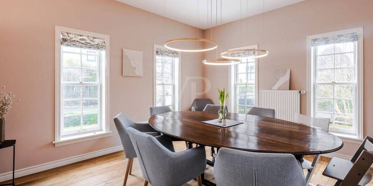 Einfamilienhaus Wehrheim Obernhain - 8 Zimmer, 198 m&sup2;, 1.150.000&euro; | Angebot:25695537