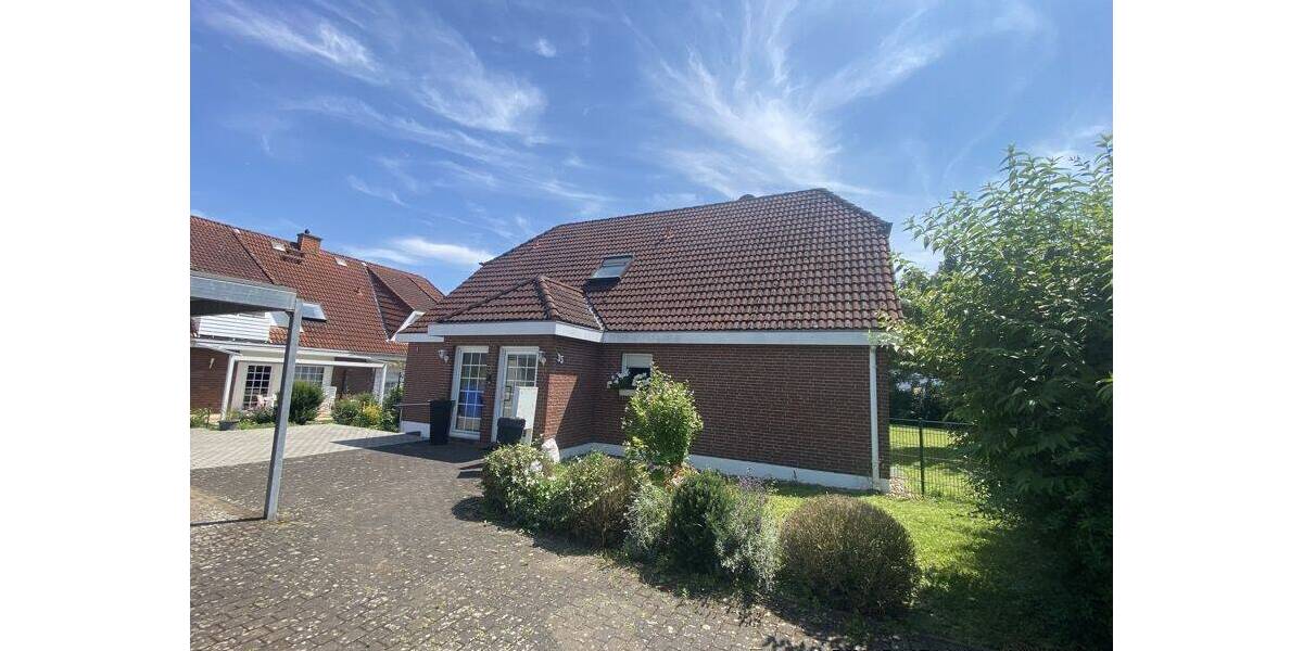 Etagenwohnung Rosbach von der Höhe Rodheim - 2 Zimmer, 72 m&sup2;, 950&euro; | Angebot:26927533