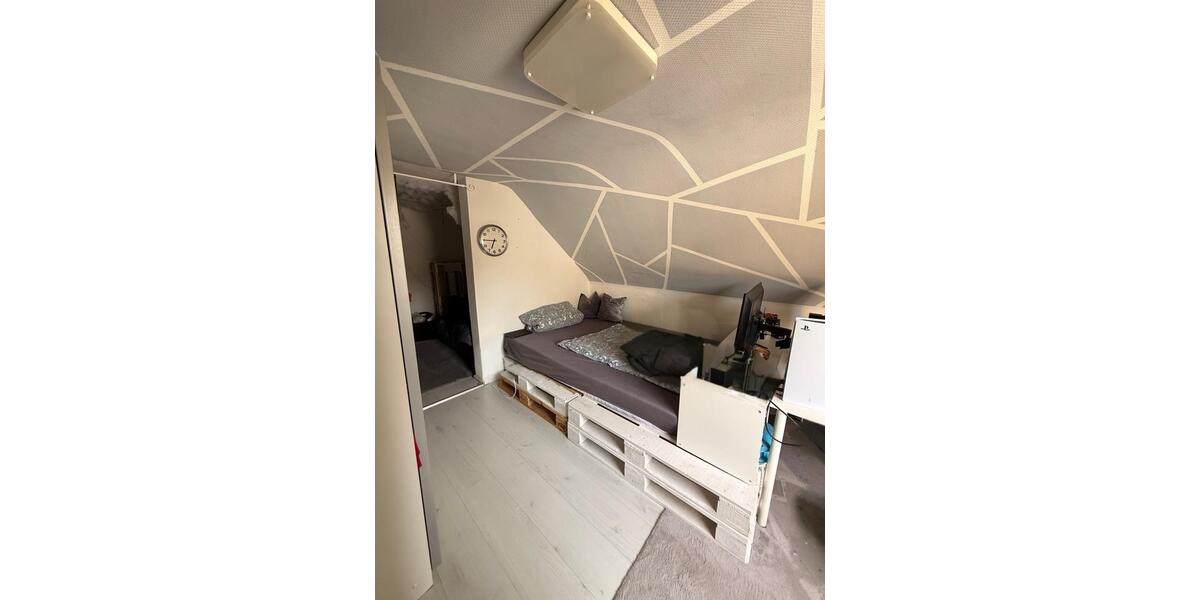 Mehrfamilienhaus, Wohnhaus Frankfurt am Main Sindlingen - 8 Zimmer, 172 m&sup2;, 749.000&euro; | Angebot:27155319