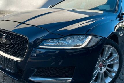 Jaguar XF 225.900 km 13.490 &euro; Rüsselsheim 65428