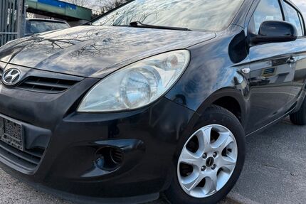 Hyundai i20 146.121 km 3.200 &euro; Roßdorf 64380