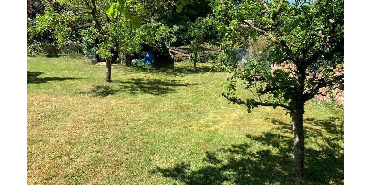 Bungalow mit großem Grundstück zimmer