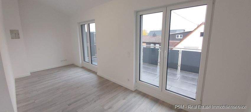 Reihenmittelhaus Flörsheim / Weilbach Weilbach - 6 Zimmer, 221 m&sup2;, 2.800&euro; | Angebot:25678837