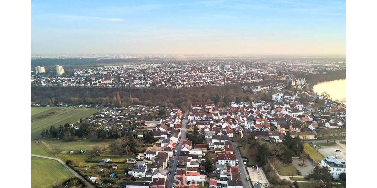 Einfamilienhaus Kelsterbach - 7 Zimmer, 141 m&sup2;, 699.000&euro; | Angebot:24698720