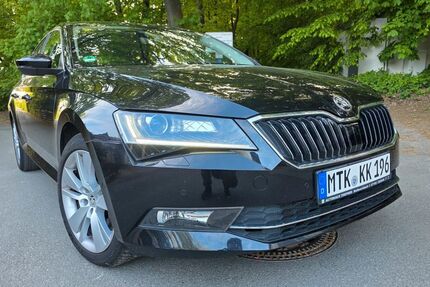 Skoda Superb 83.700 km 24.000 &euro; Bad Soden 65812