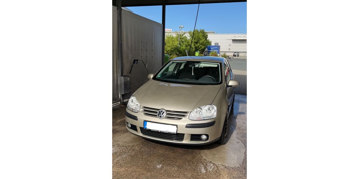 VW Golf 112.954 km 4.900 &euro; Usingen 61250