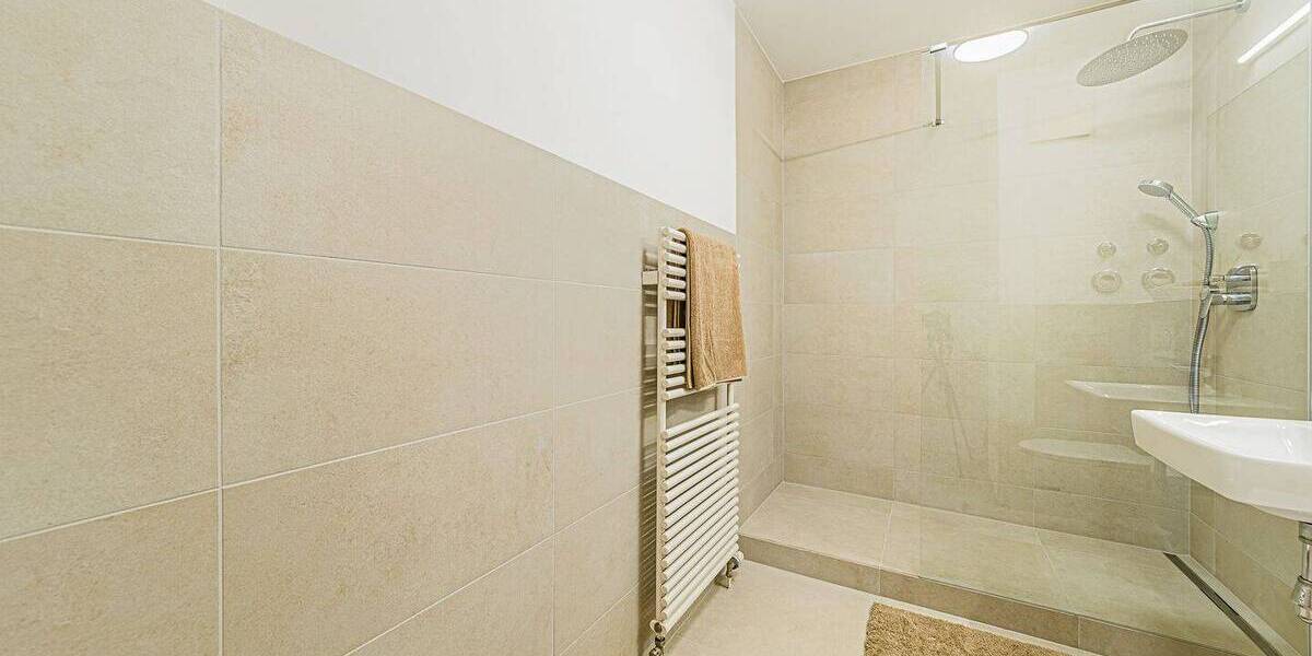 Etagenwohnung Frankfurt am Main Westend-Süd - 2 Zimmer, 64 m&sup2;, 592.000&euro; | Angebot:26170479