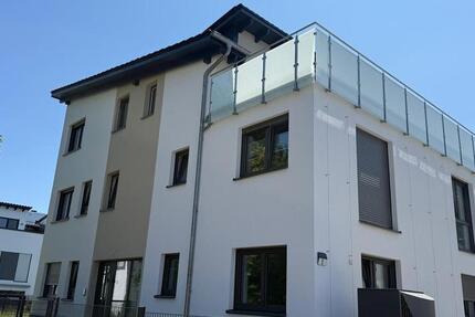 NEUBAU: Penthouse Wohnung mit 3 Zimmer in Offenbach Bieber
