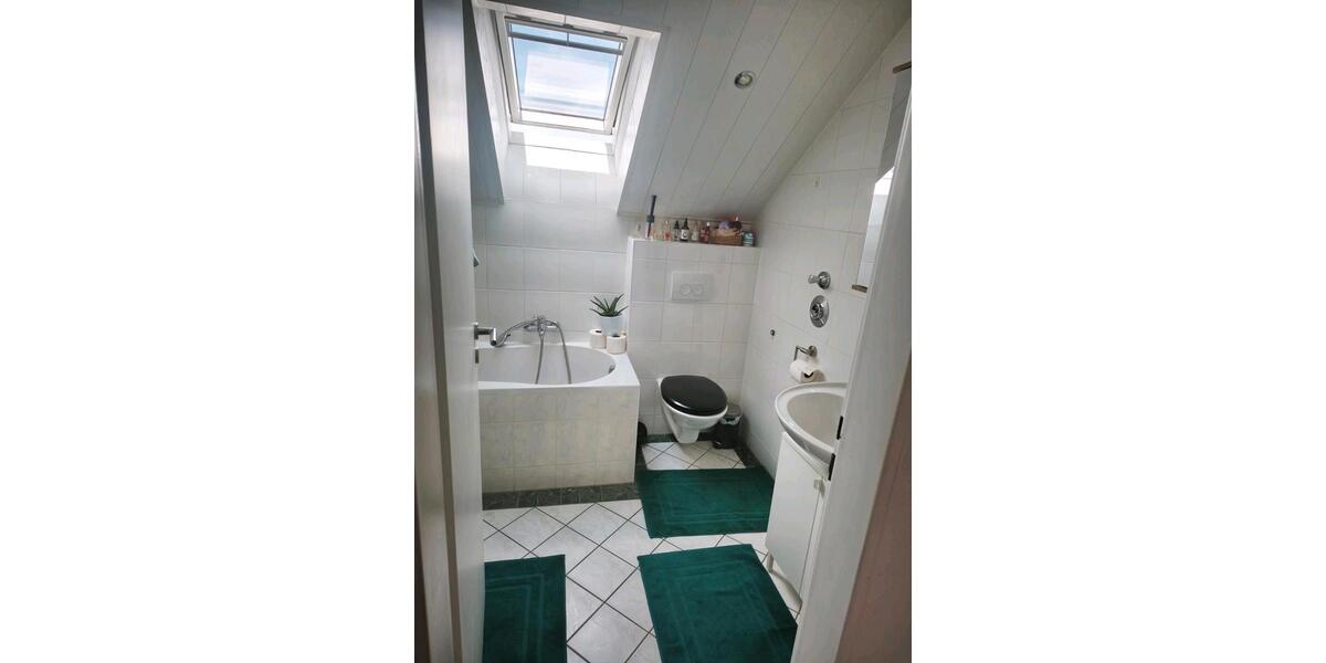Dachgeschoßwohnung Rodgau - 2 Zimmer, 55 m&sup2;, 180.000&euro; | Angebot:26957222