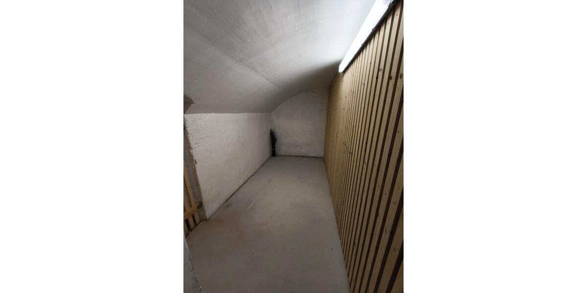 Dachgeschoßwohnung Frankfurt am Main Oberrad - 2 Zimmer, 62 m&sup2;, 1.450&euro; | Angebot:25405864