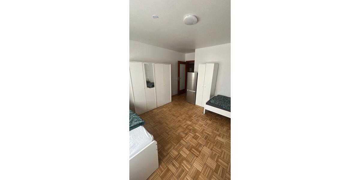 Etagenwohnung Frankfurt am Main Sossenheim - 4 Zimmer, 30 m&sup2;, 750&euro; | Angebot:26099756