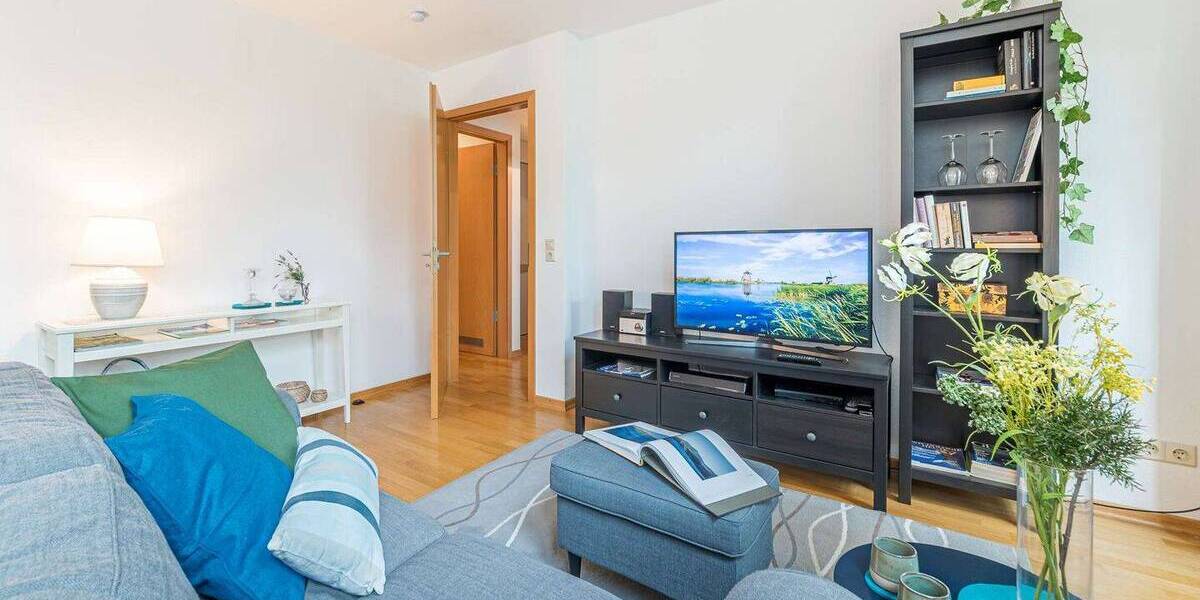 Etagenwohnung Frankfurt am Main Innenstadt - 2 Zimmer, 51 m&sup2;, 1.890&euro; | Angebot:26850976