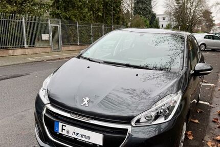 Peugeot 208 100.000 km 5.990 &euro; Frankfurt 60320