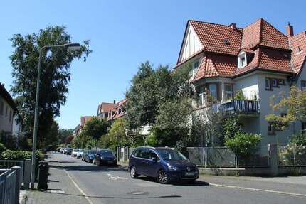 Haus zum Kaufen in Frankfurt am Main 1.180.000 € 196.48 m² 8 zimmer