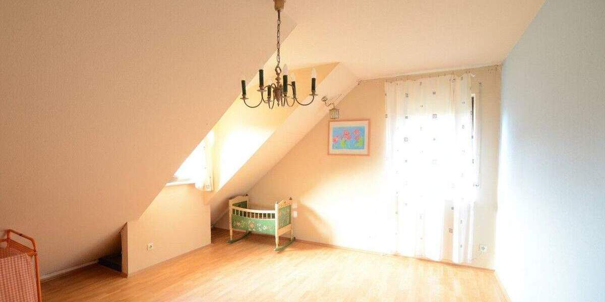 Einfamilienhaus Kronberg im Taunus Kronberg - 6 Zimmer, 205 m&sup2;, 1.395.000&euro; | Angebot:25698555