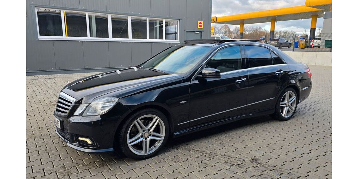 Mercedes-Benz E 350 211.400 km 14.700 &euro; Niddatal 61194