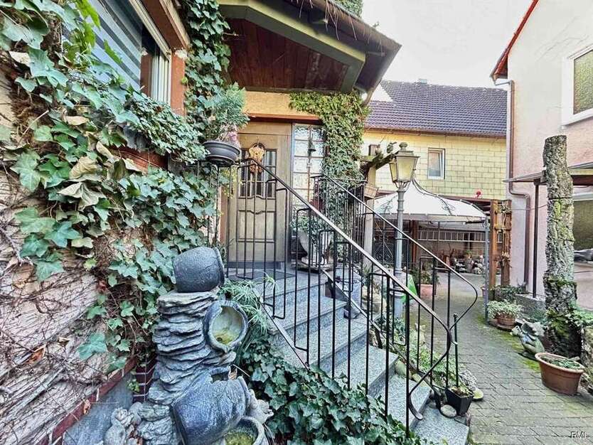 Haus zum Kaufen in Kelsterbach 795.000 € 313 m²