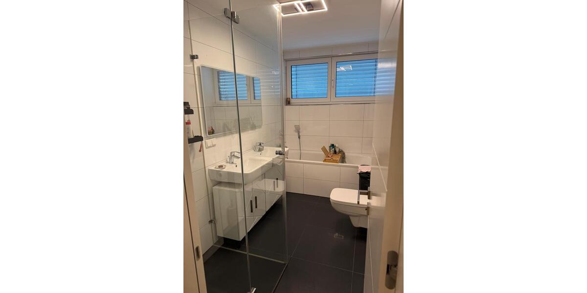 Großzügige 3-Zimmer-Wohnung (89 m²) mit Balkon - Bieber 3 zimmer