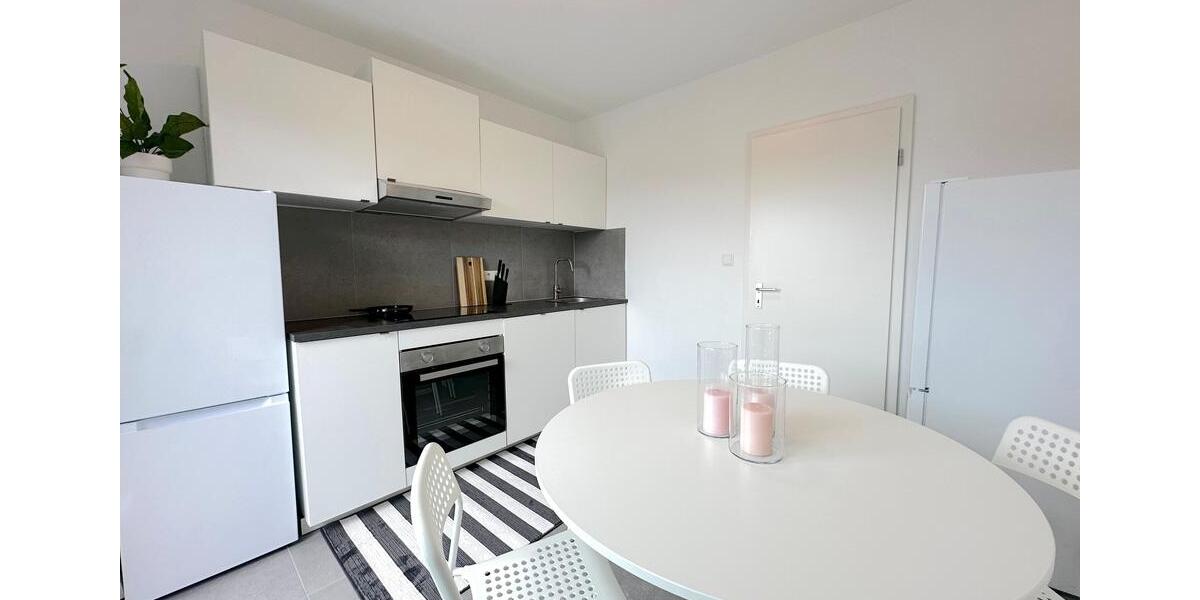 NEWNeues - Charmante Penthouse-WG in Frankfurt am Main - Noch 3 Zimmer frei. 8 zimmer