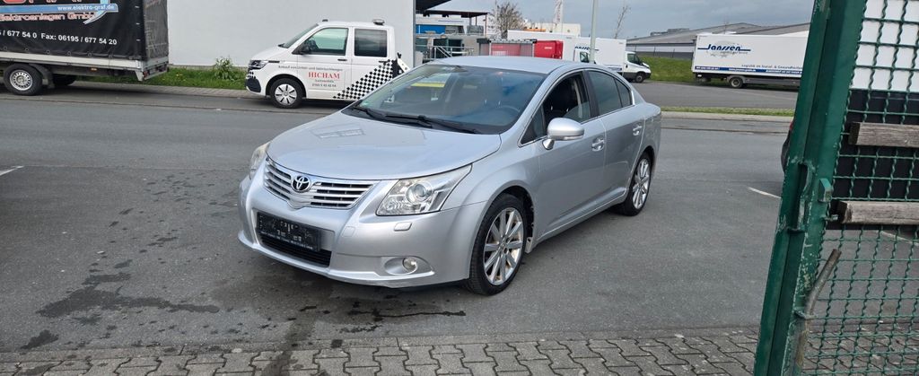 Toyota Avensis 162.000 km 7.499 &euro; Kelkheim 65779
