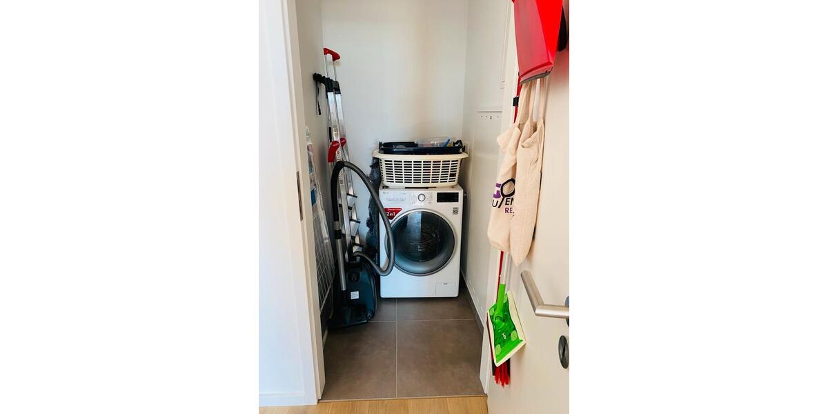 Etagenwohnung Offenbach am Main Bieberer Berg - 2 Zimmer, 80 m&sup2;, 2.090&euro; | Angebot:26116165