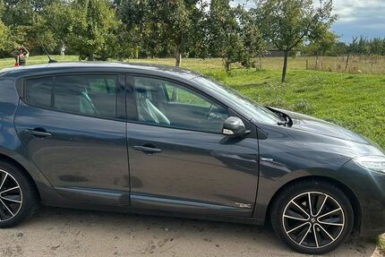 Renault Megane 187.000 km 3.950 &euro; Frankfurt am Main - Nieder-Eschbach 60437