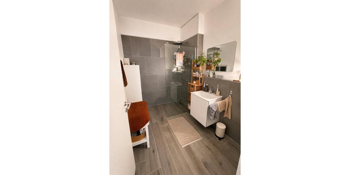 Dachgeschoßwohnung Hanau Großauheim - 2 Zimmer, 52 m&sup2;, 750&euro; | Angebot:26674947