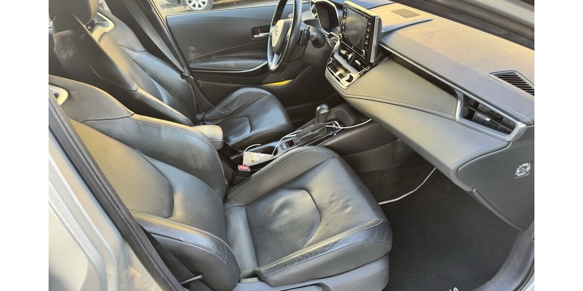 Toyota Corolla 148.000 km 17.700 &euro; Hanau 63450