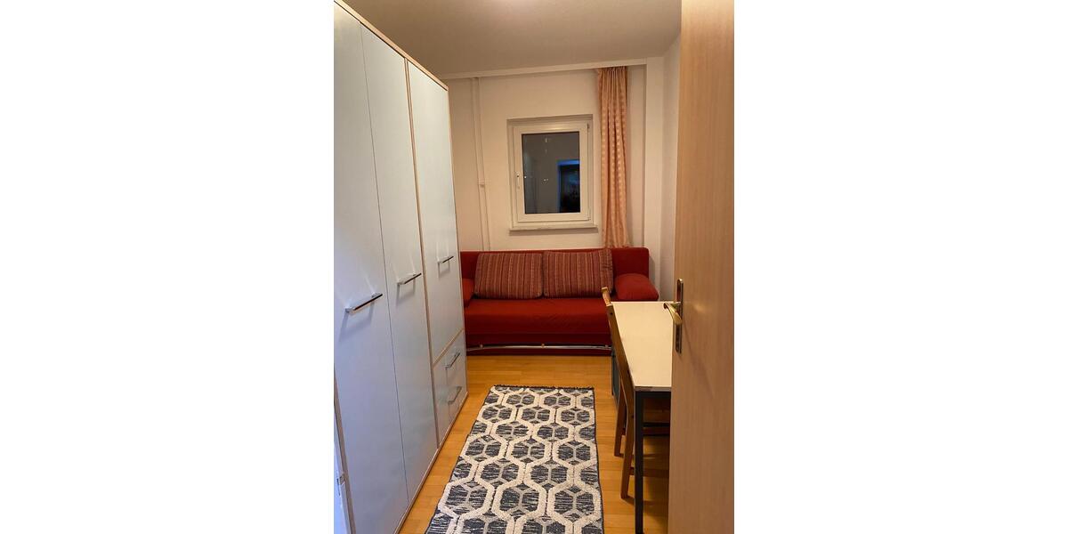 Etagenwohnung Frankfurt am Main Bonames - 1 Zimmer, 8 m&sup2;, 40&euro; | Angebot:25632144