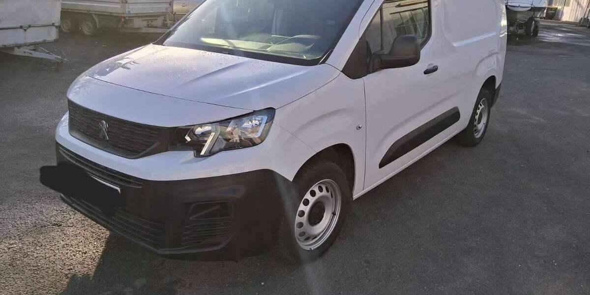 Peugeot Partner 26.000 km 17.990 &euro; Steinbach 61449