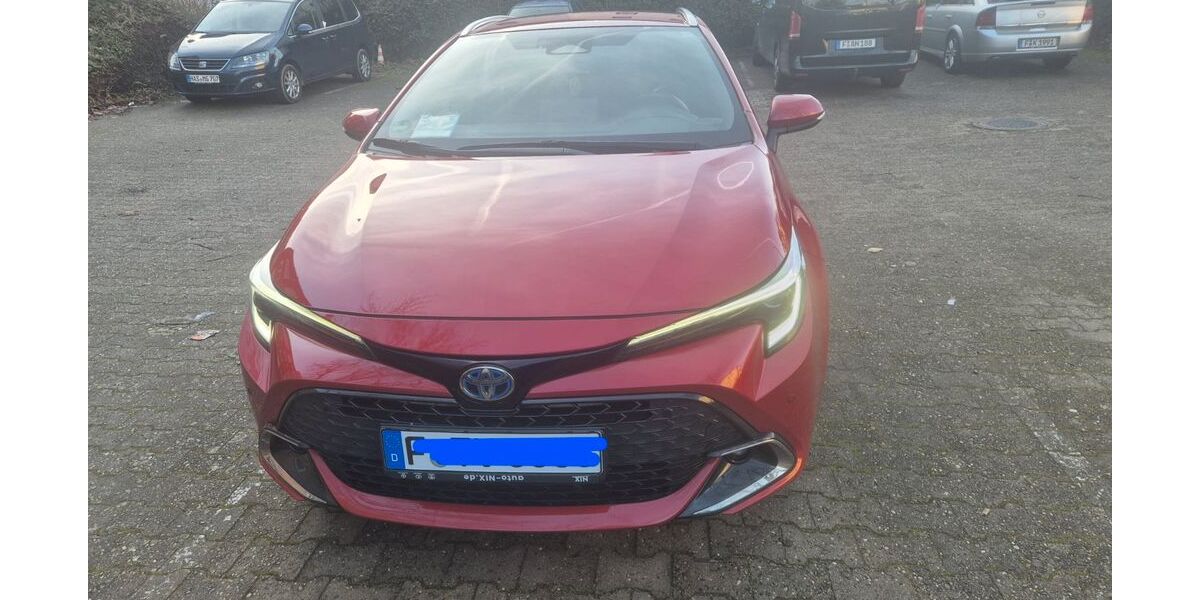 Toyota Corolla 160.000 km 22.999 &euro; Maintal 63477