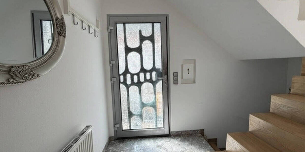 Mehrfamilienhaus, Wohnhaus Bad Vilbel - 8 Zimmer, 181 m&sup2;, 880.000&euro; | Angebot:26451854