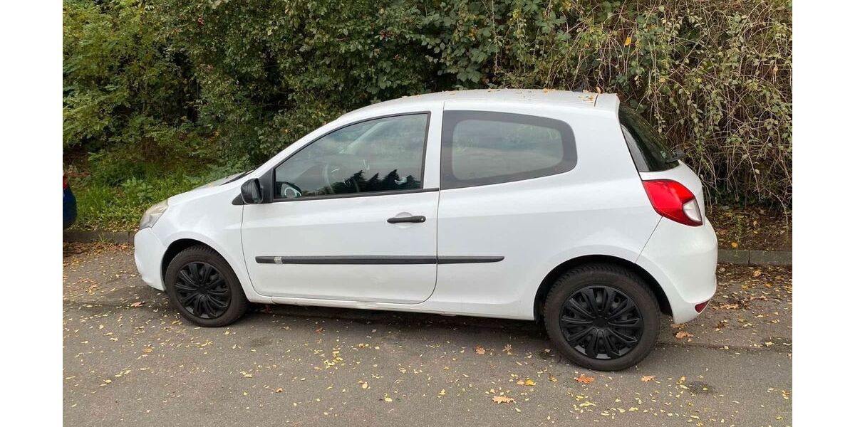 Renault Clio 208.200 km 2.300 &euro; Darmstadt 64287